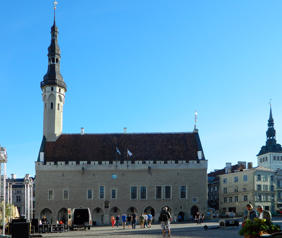 Таллин, Raekoja, 1