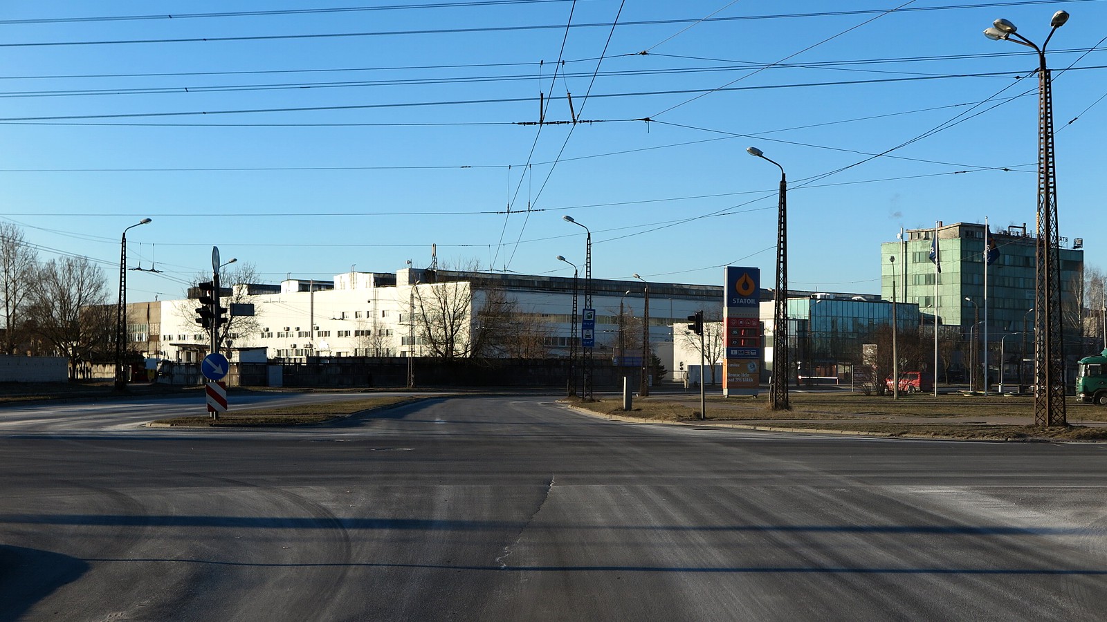 Рига, Katlakalna iela, 11