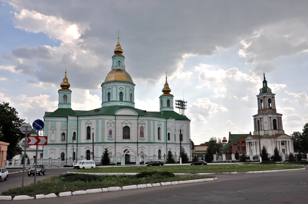 Okhtyrka, Соборная площадь, 1; Соборная площадь, 1