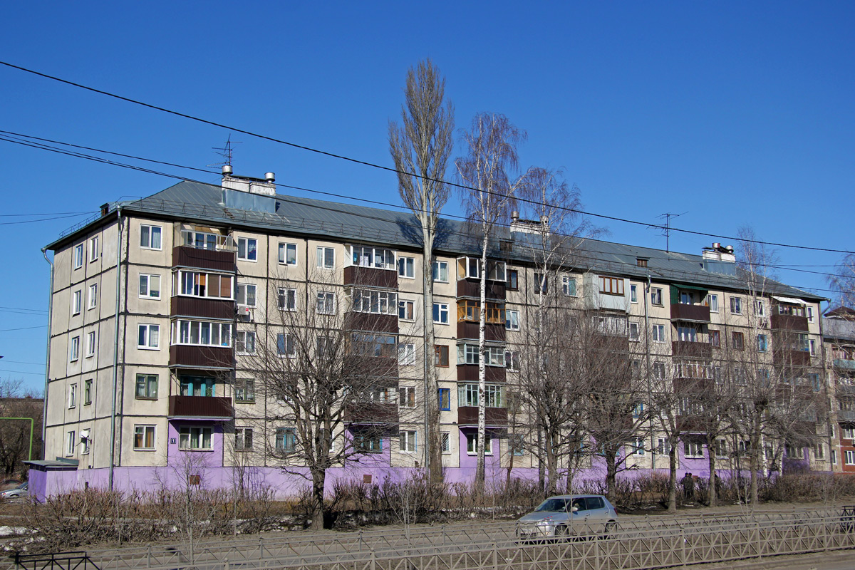 Kazań, Улица Аделя Кутуя, 1