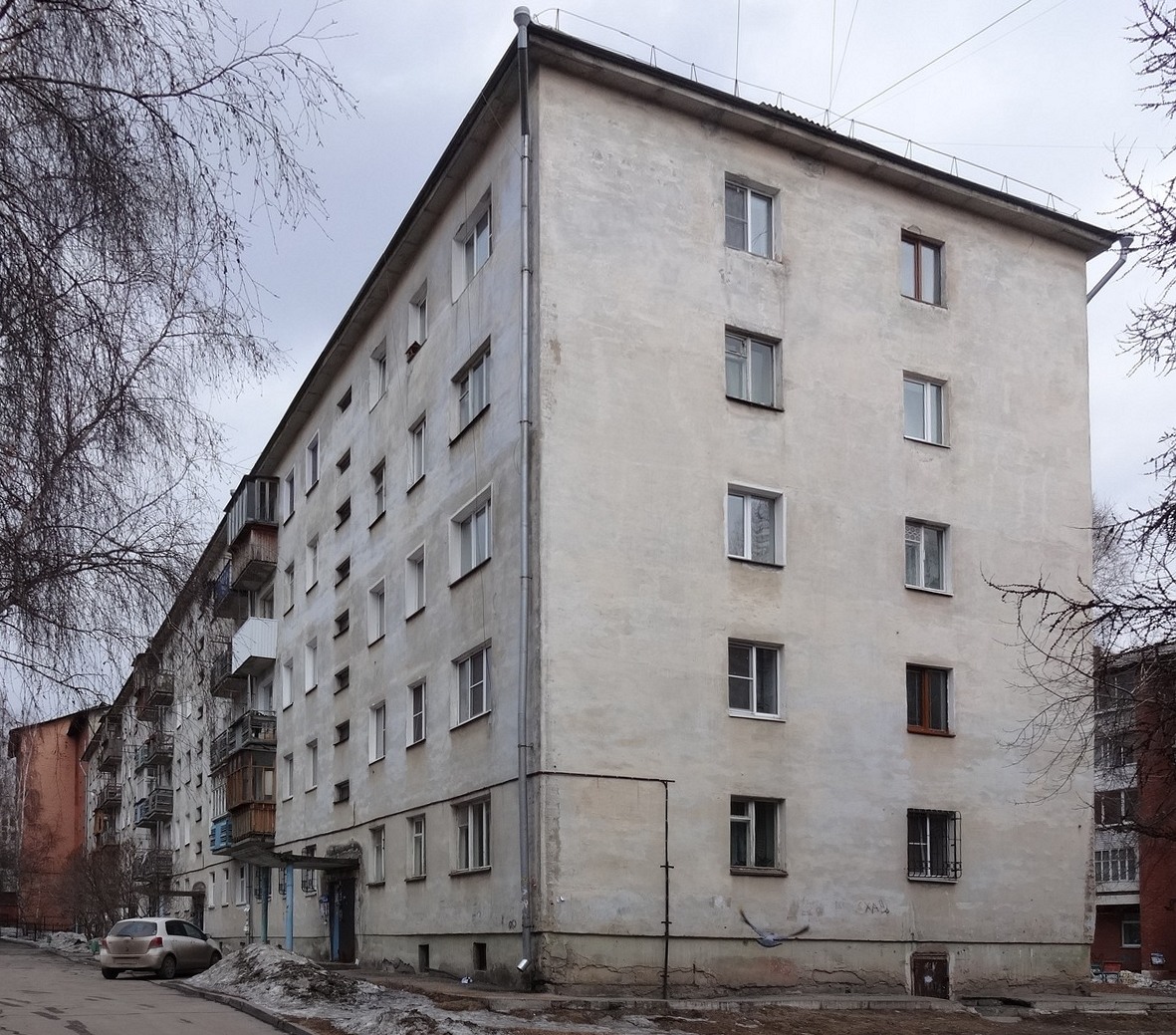 Иркутск, Улица Безбокова, 1