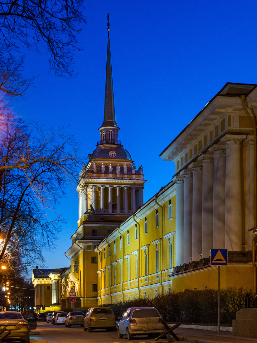 Peterburi, Адмиралтейский проезд, 1
