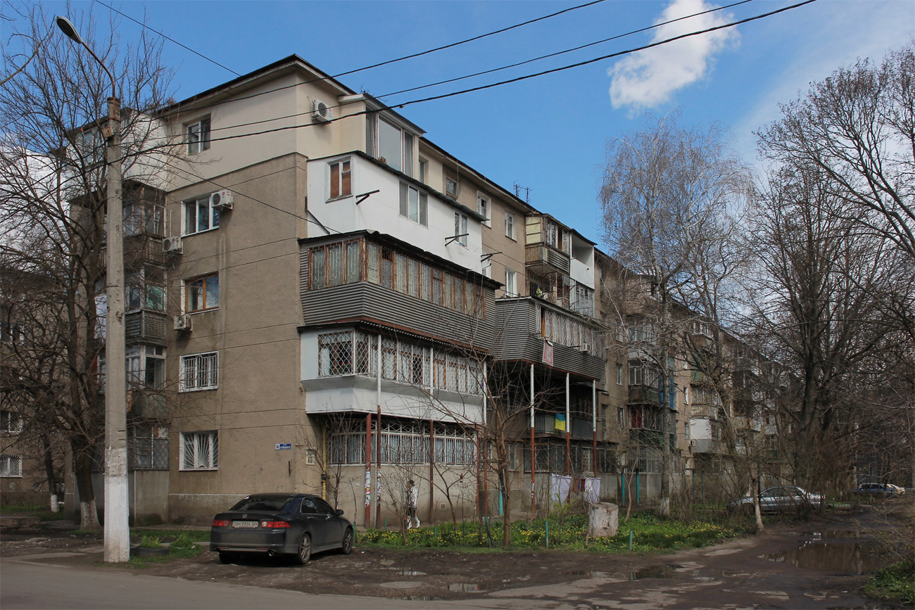 Одесса, Вулиця Івана і Юрія Лип, 66
