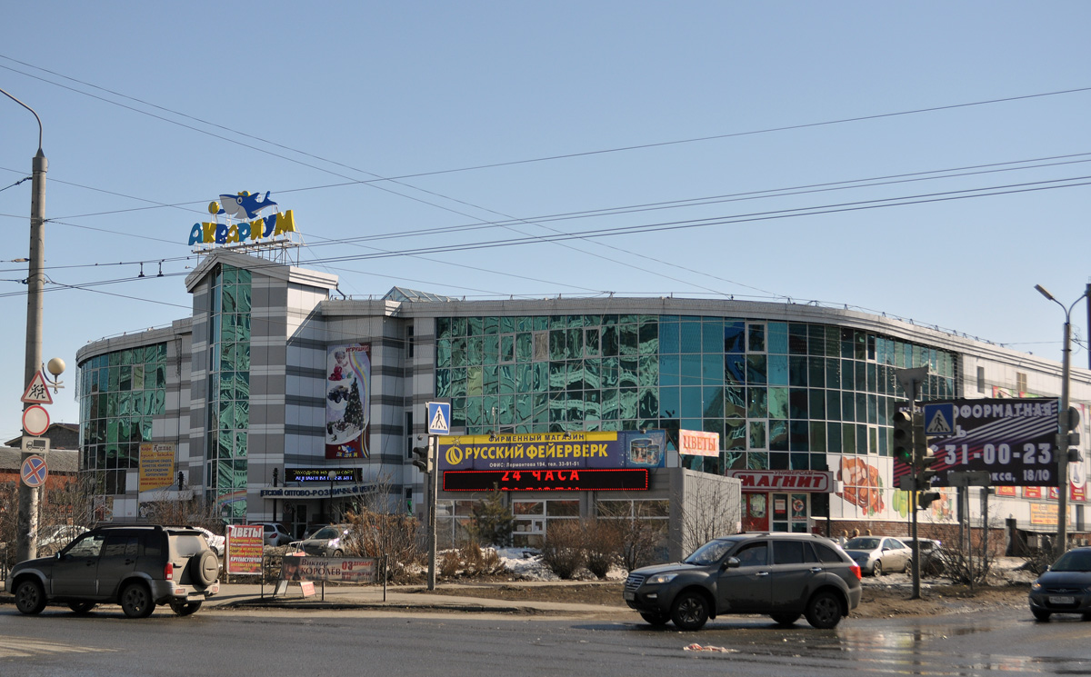 Омск, Улица 10 лет Октября, 72