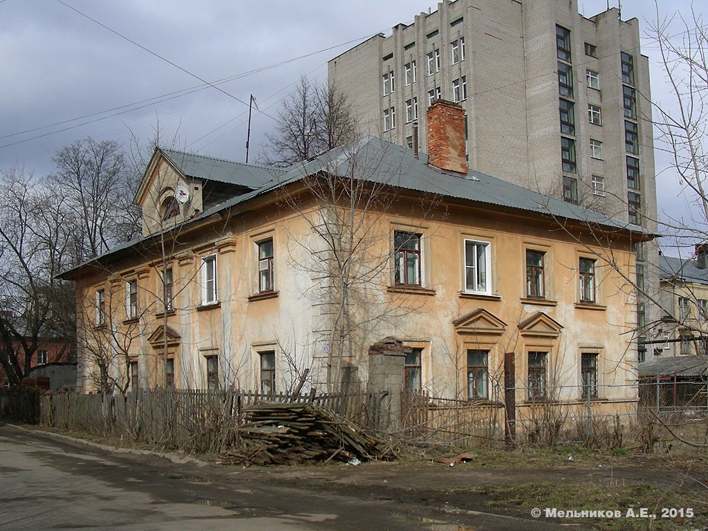 Иваново, Переулок Герцена, 1 / Строительная улица, 9