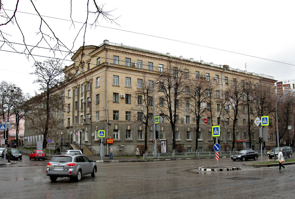 Харьков, Улица Бакулина, 10 / Проспект Науки, 16