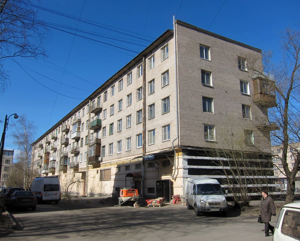 Petersburg, Народная улица, 39