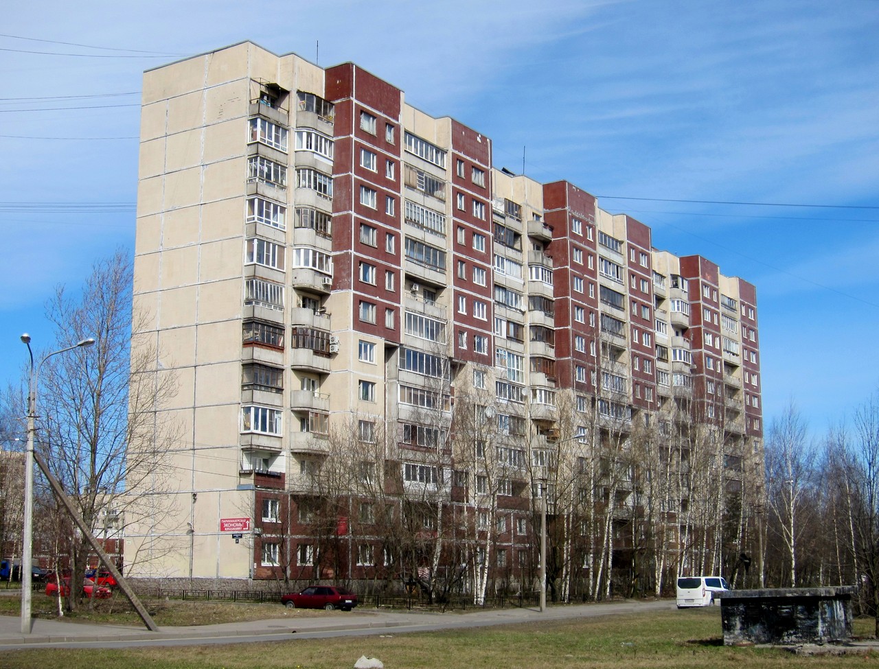 Санкт-Петербург, Караваевская улица, 42