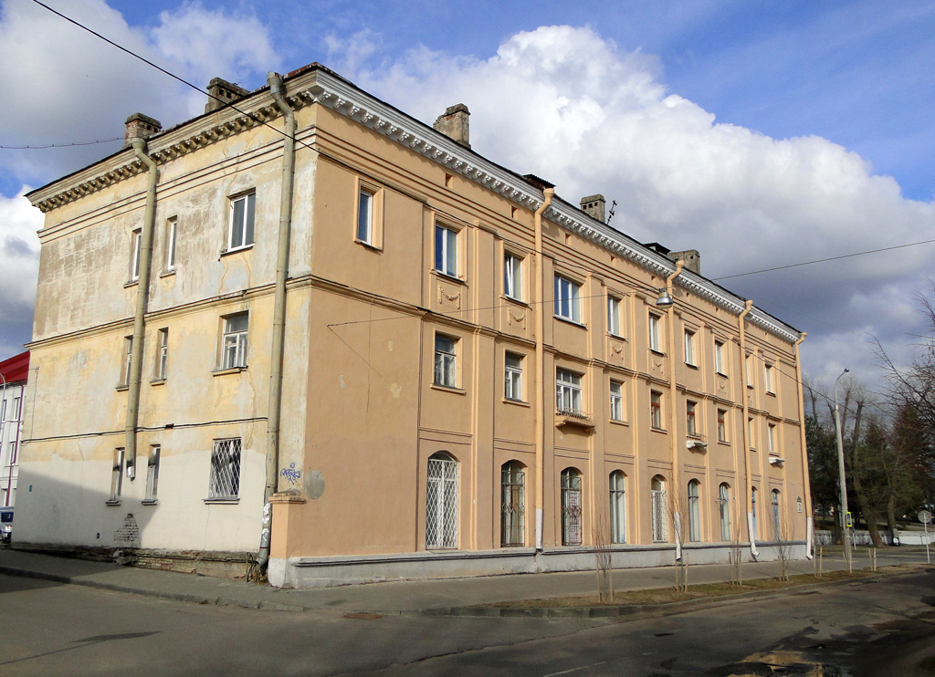 Минск, Улица Чеботарёва, 2 / Улица Олега Кошевого, 4