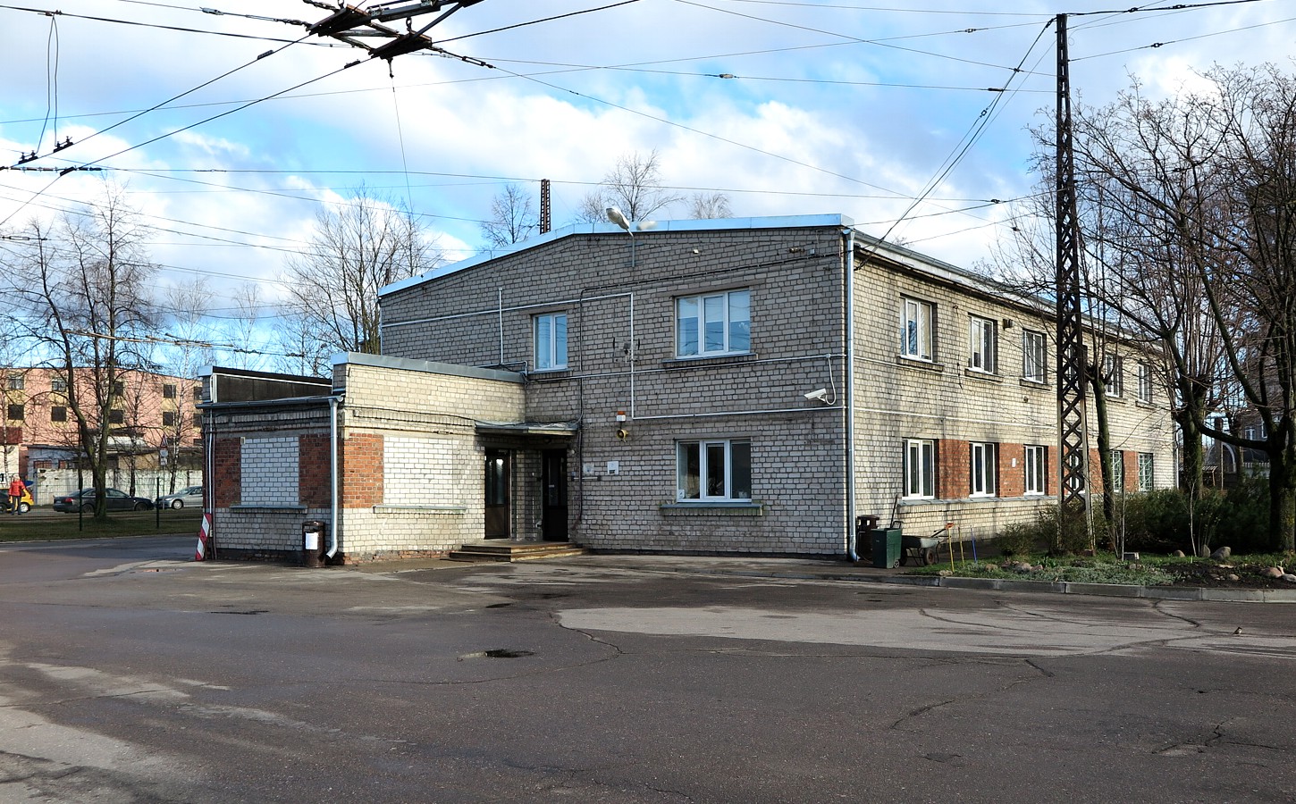 Рига, Ganību dambis, 32
