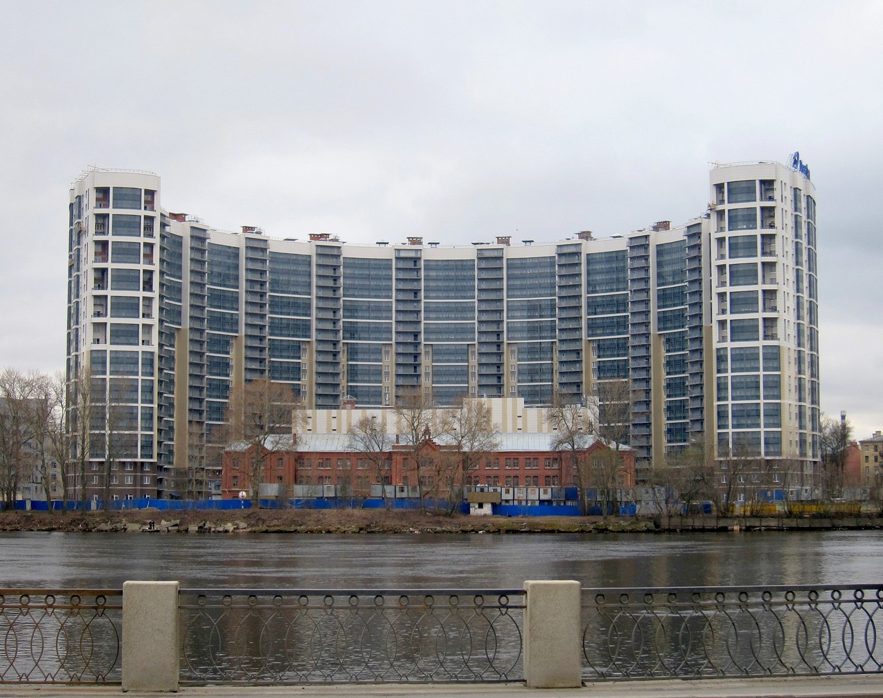 Санкт-Петербург, Проспект Обуховской Обороны, 110; Проспект Обуховской Обороны, 110Б