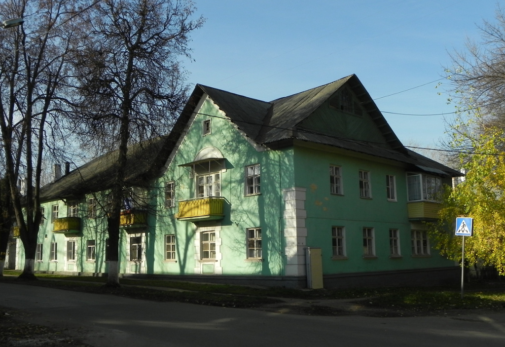 Коломна, Улица Чкалова, 15 / Улица Котовского, 5