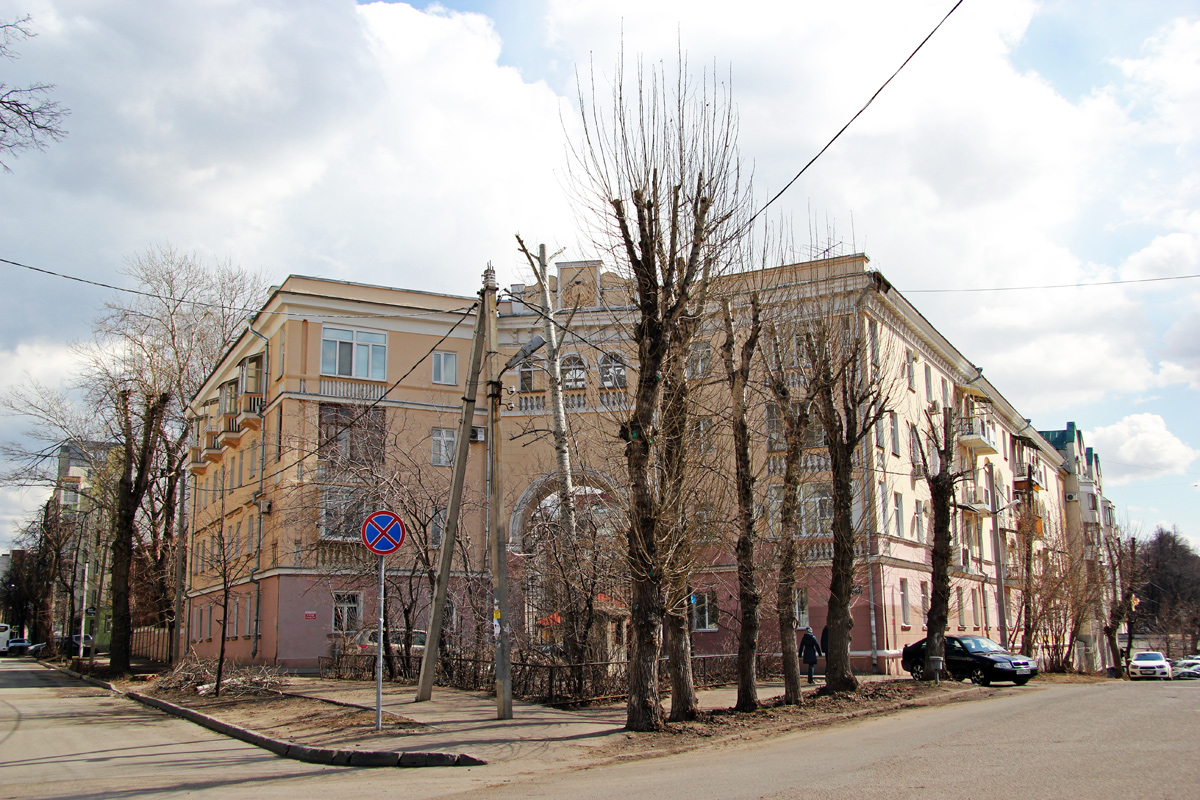 Kasan, Улица Лесгафта, 2 / Улица Айвазовского, 17; Улица Айвазовского, 19