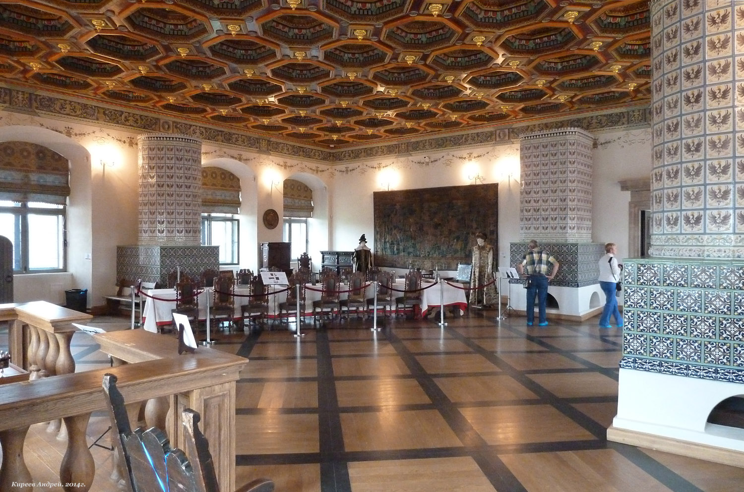 Мир, Красноармейская улица, 2
