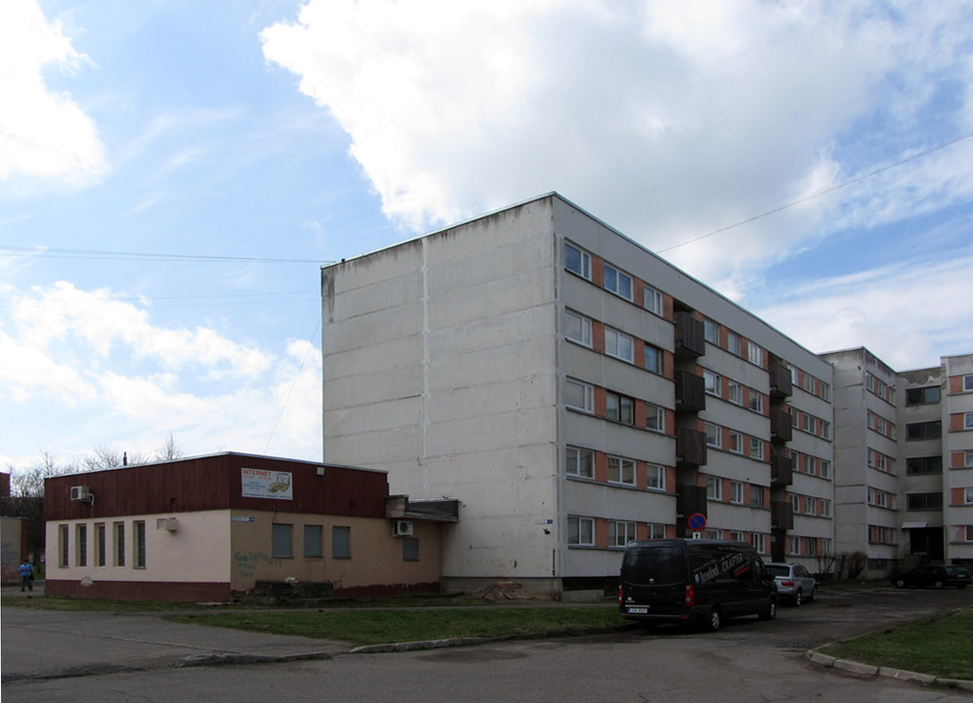 Кохтла-Ярве, Estonia puiestee, 18; Estonia puiestee, 18b