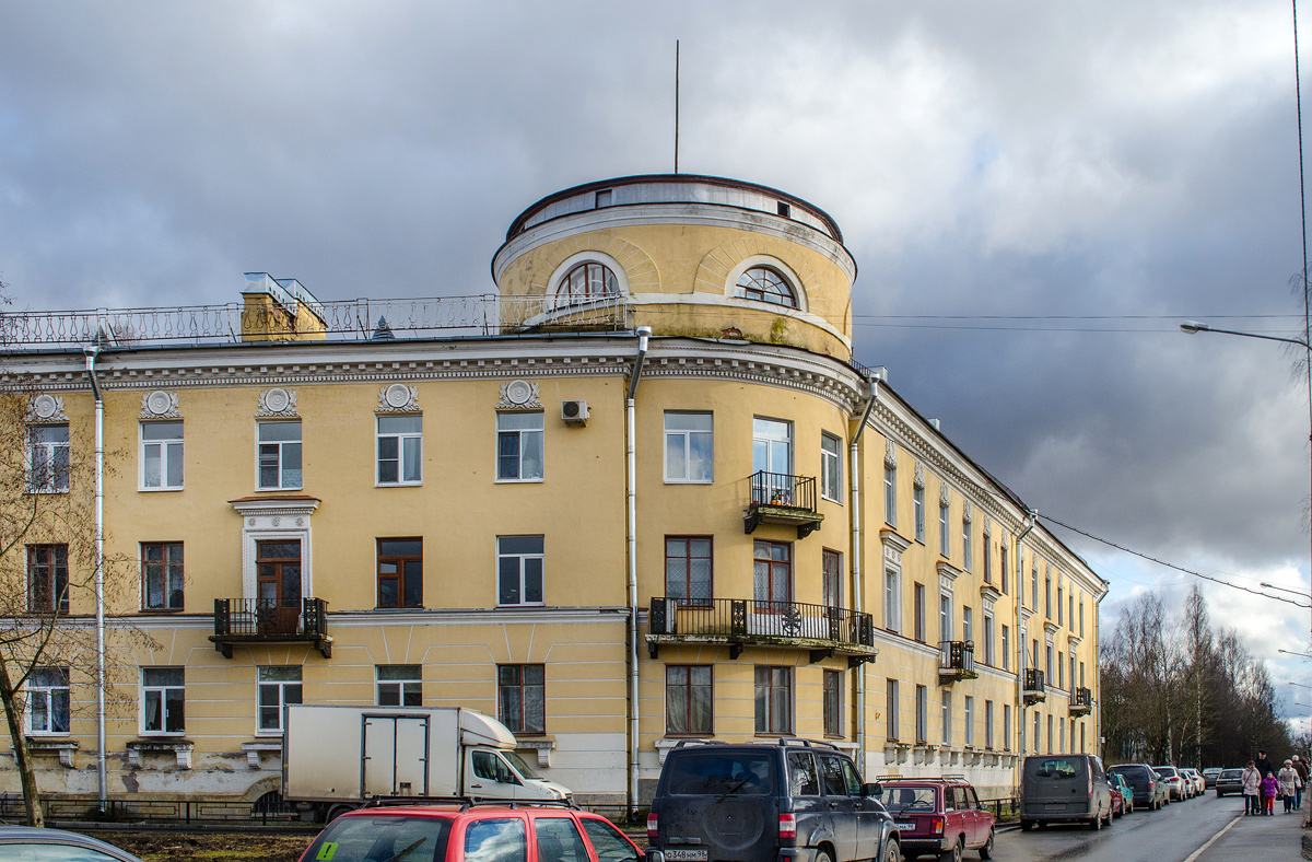 Павловск, Детскосельская улица, 1 / Слуцкая улица, 2