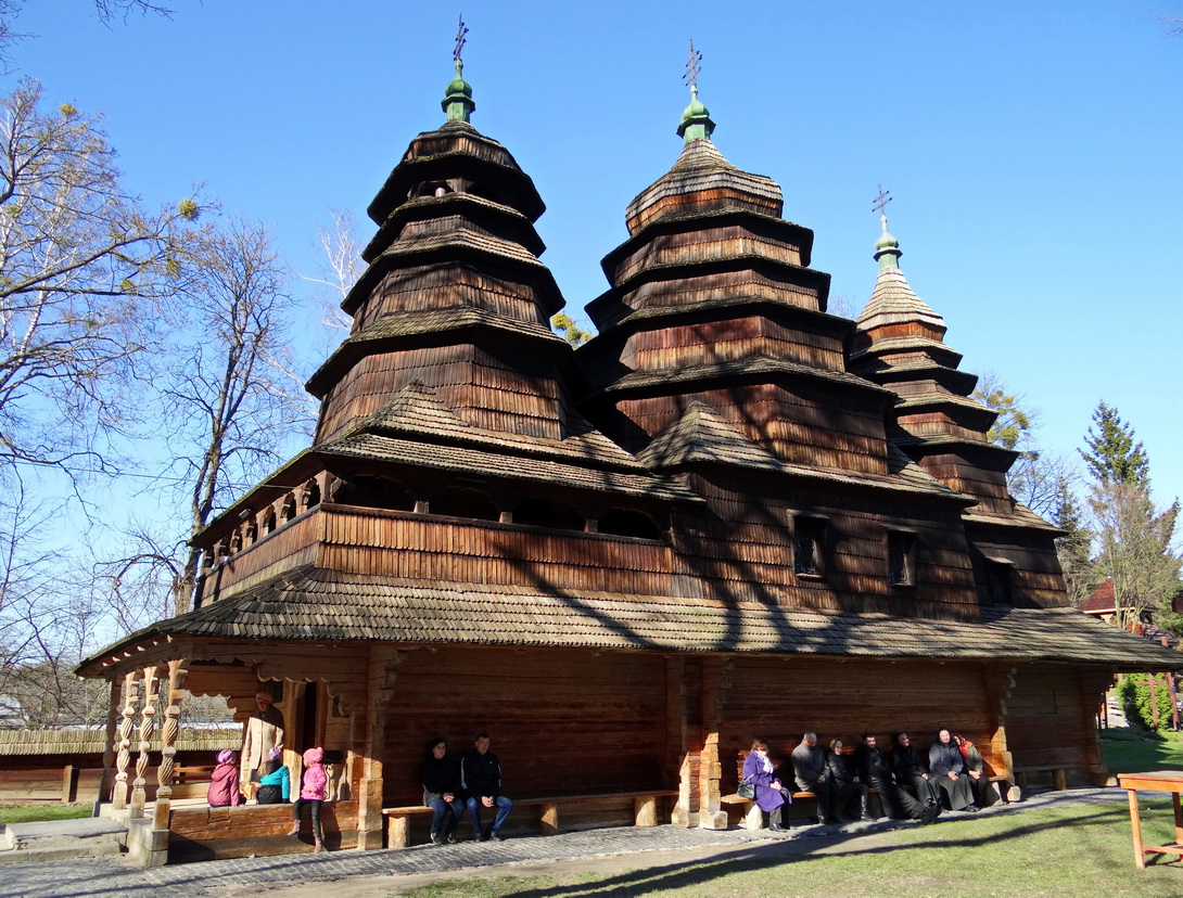 Львов, Улица Чернечая гора, 1
