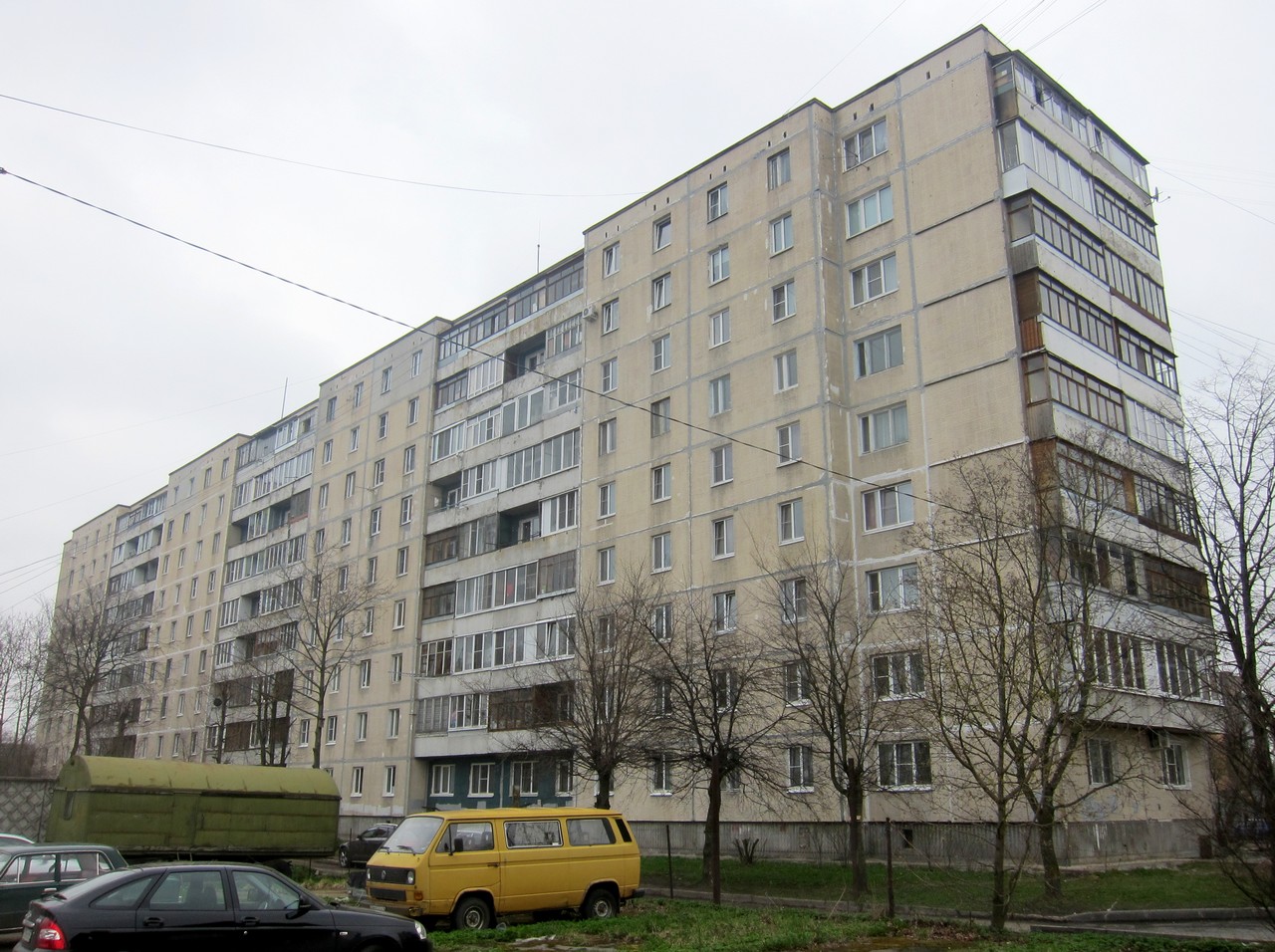 Кировск, Набережная улица, 7