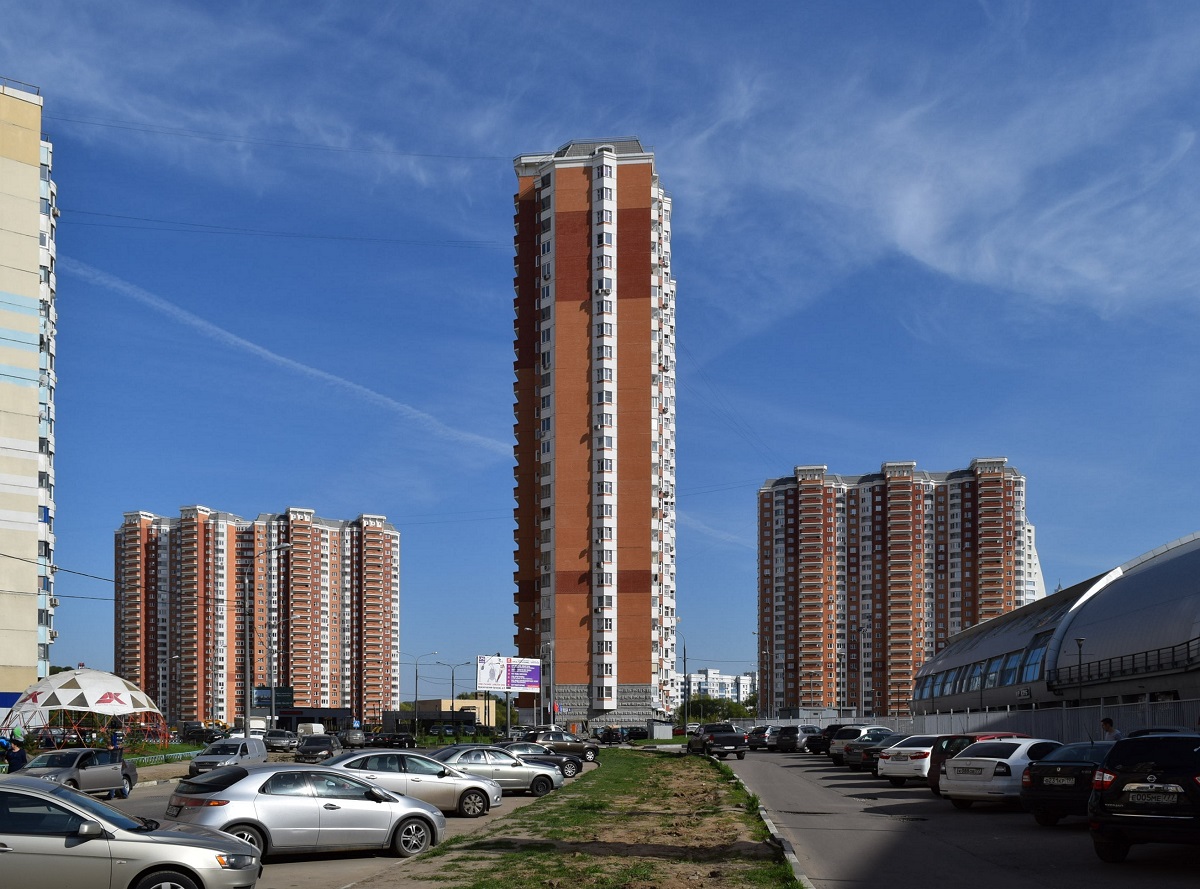 Красногорск, Красногорский бульвар, 6; Красногорский бульвар, 8; Красногорский бульвар, 10