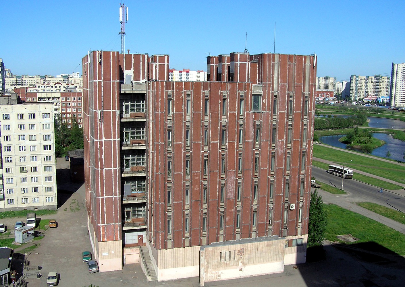 Санкт-Петербург, Проспект Энтузиастов, 16