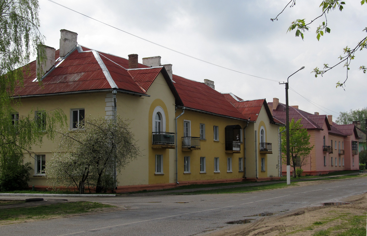 Осиповичи, Октябрьская улица, 27; Октябрьская улица, 29