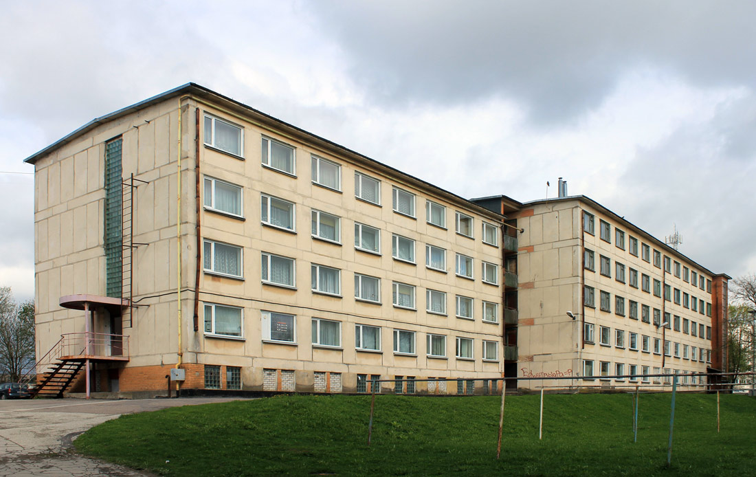 Jõhvi, Kaare, 11