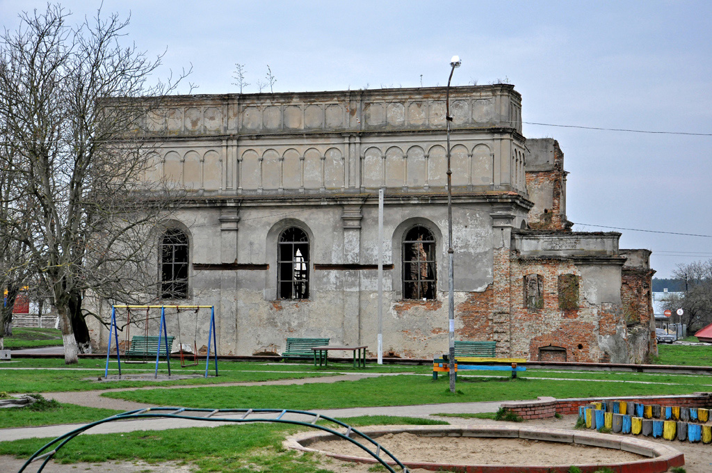 Броды, Гончарская улица, 12