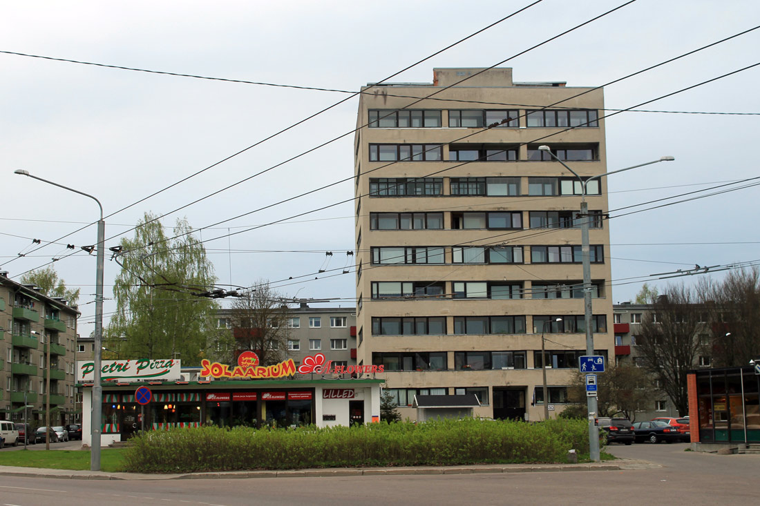 Таллин, Eduard Vilde tee, 130; Eduard Vilde tee, 128