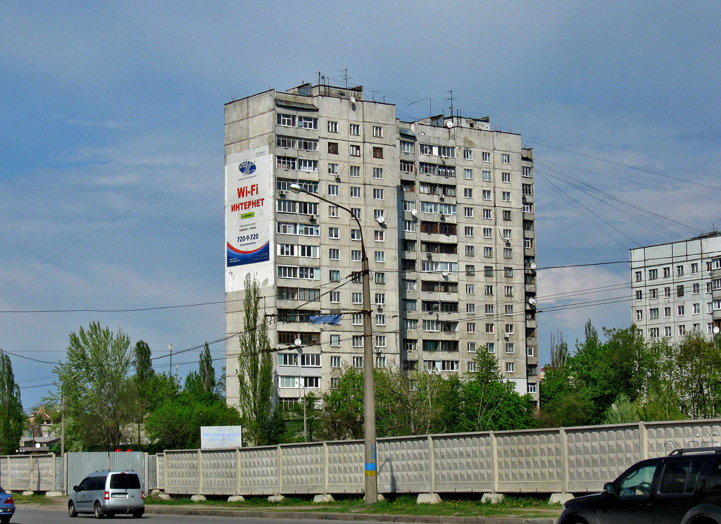 Харкiв, Проспект Льва Ландау, 186 / Юбилейный проспект, 32 (п. 2); Проспект Льва Ландау, 186 / Юбилейный проспект, 32 (п. 1)