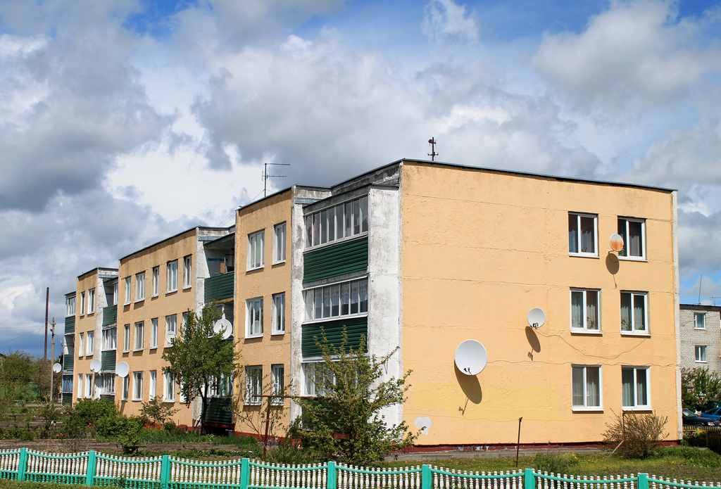Шарковщина, Октябрьская улица, 1