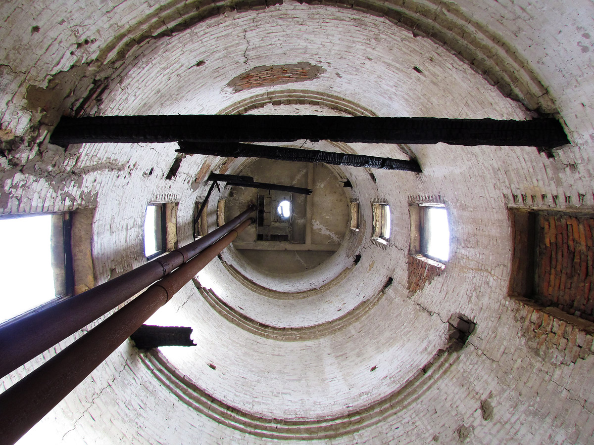 Харьков, Улица Сергея Тархова, ?