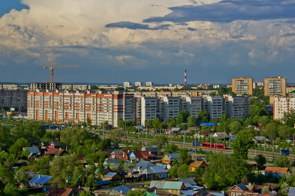 Казань, Улица Коммунаров, 2 (подъезды 7-15); Улица Коммунаров, 2 (подъезды 2-6); Улица Коммунаров, 2 (подъезд 1); Улица Декабристов, 115; Улица Декабристов, 113