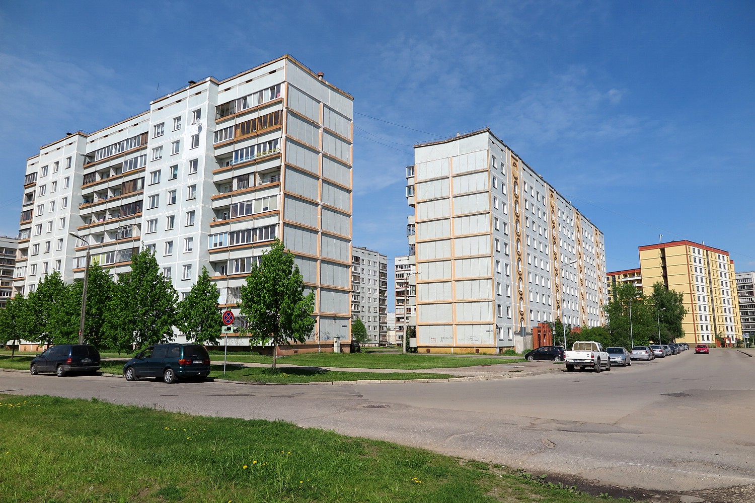 Рига, Ozolciema iela, 56 k. 1; Ozolciema iela, 56 k. 6; Valdeķu iela, 58B k. 2