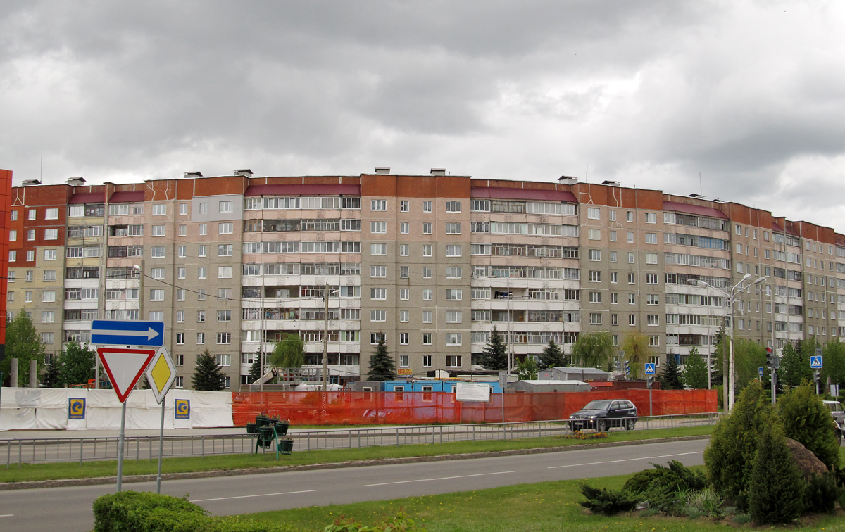 Жодино, Улица 50 лет Октября, 12