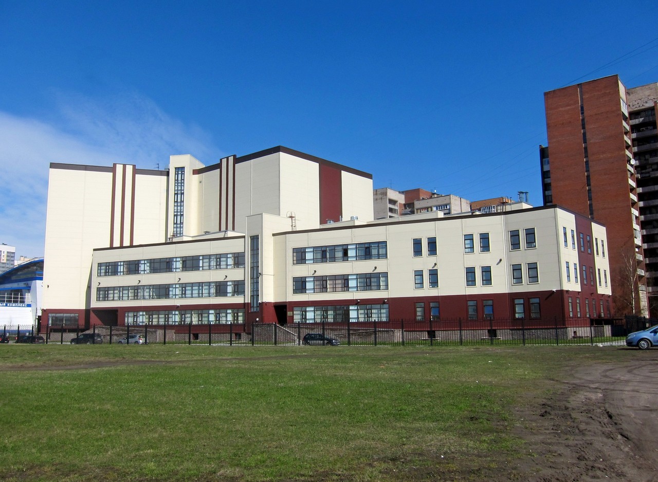 Санкт-Петербург, Улица Антонова-Овсеенко, 1 корп. 1