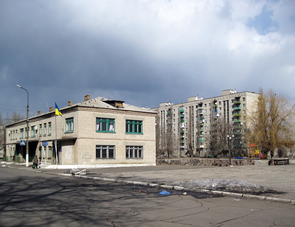 Khartsyzs'k, Ilovays'k, Первомайская улица, 107; Улица Комова, 115