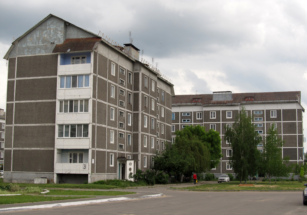 Ганцевичи, Заводская улица, 3; Заводская улица, 1