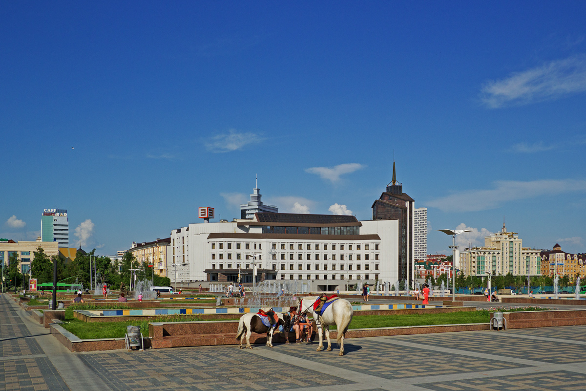 Казань, Улица Марселя Салимжанова, 1