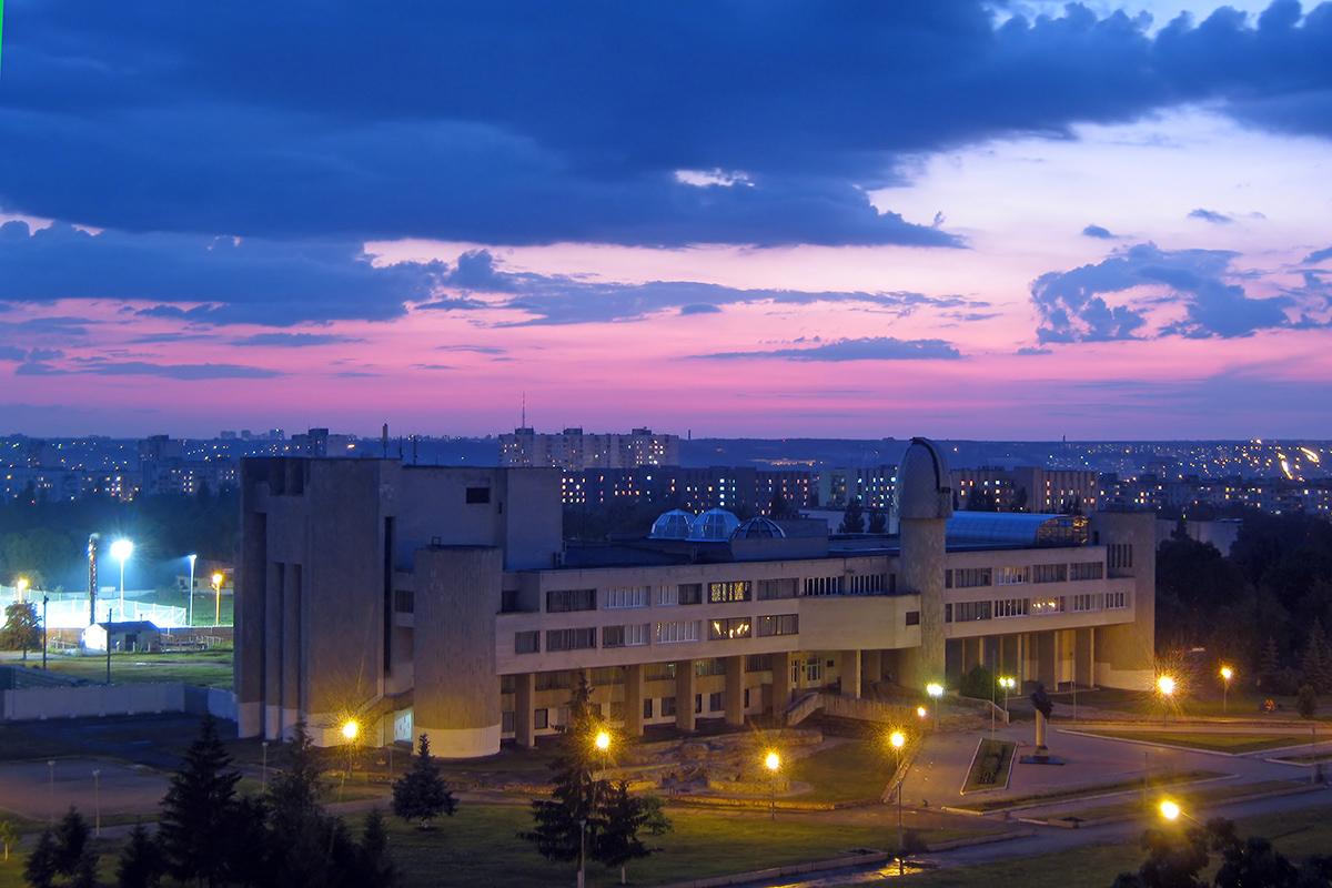 Charkow, Проспект Тракторостроителей, 55