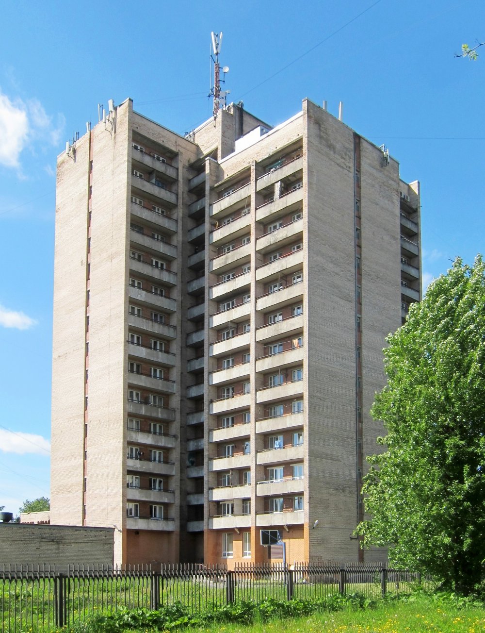 Санкт-Петербург, Дальневосточный проспект, 71