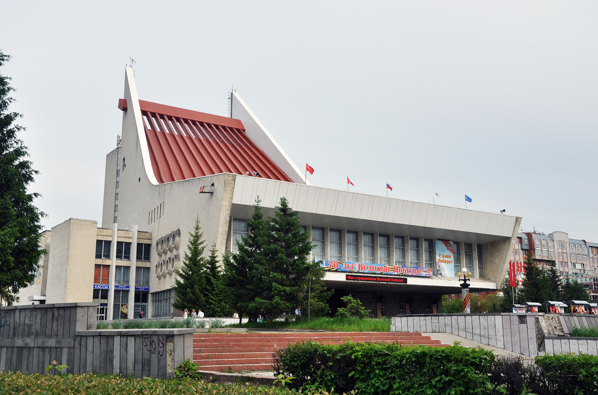 Омск, Думская улица, 2