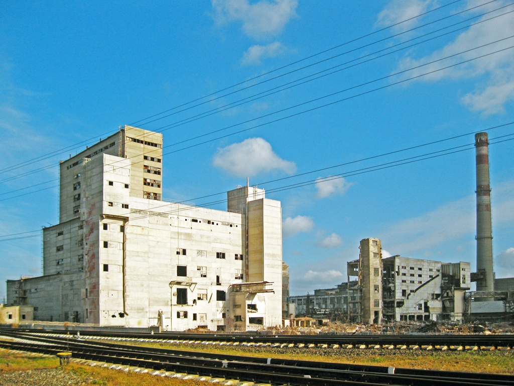 Лисичанск, Красная улица, 1