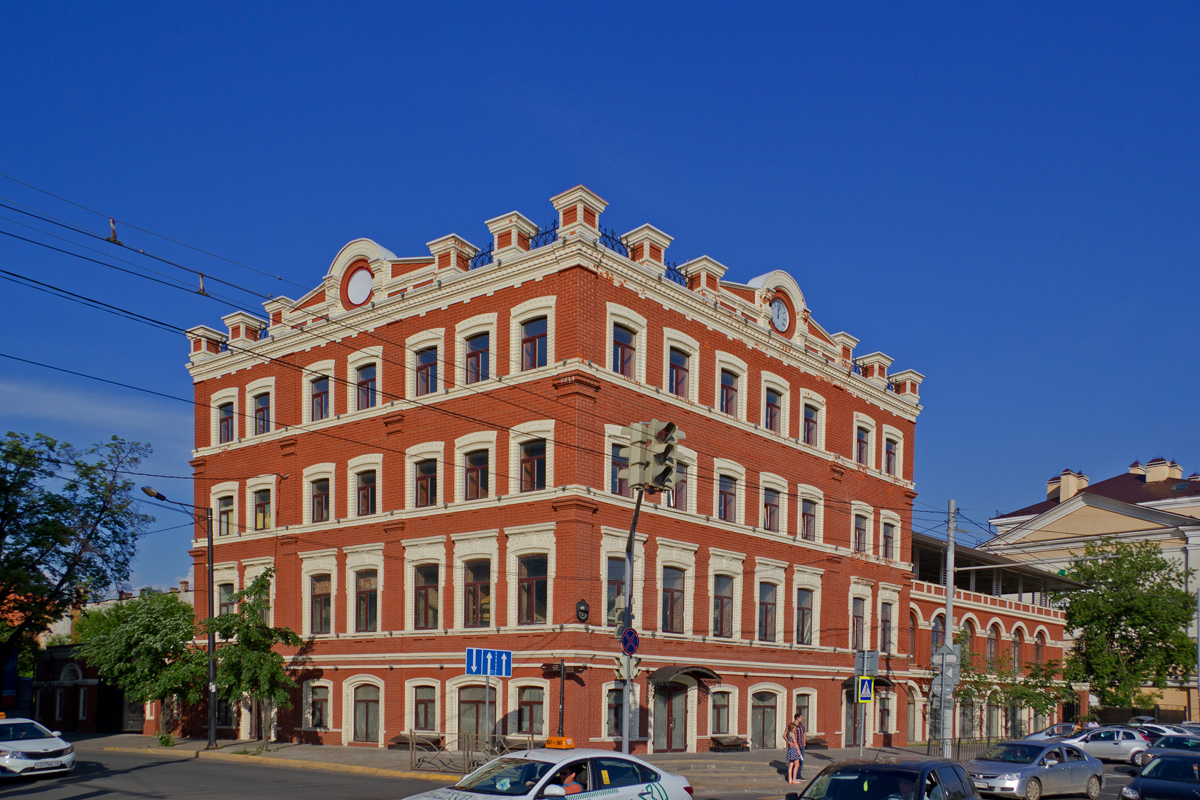 Казань, Право-Булачная улица, 45 / Астрономическая улица, 2