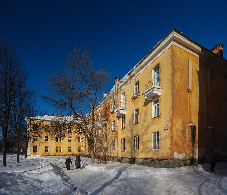 Глазов, Комсомольская улица, 14А