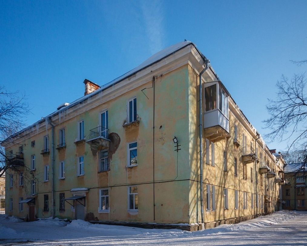Глазов, Комсомольская улица, 16А