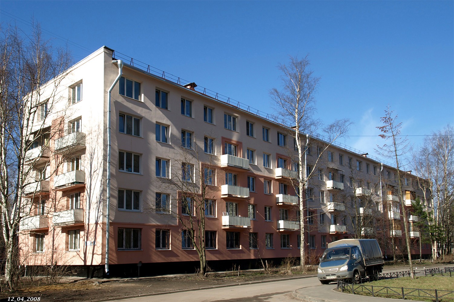Sankt Petersburg, Улица Матроса Железняка, 31