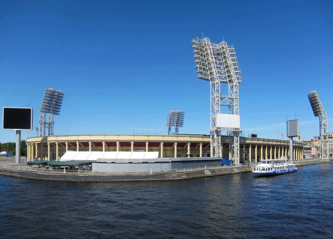 Санкт-Петербург, Петровский остров, 2