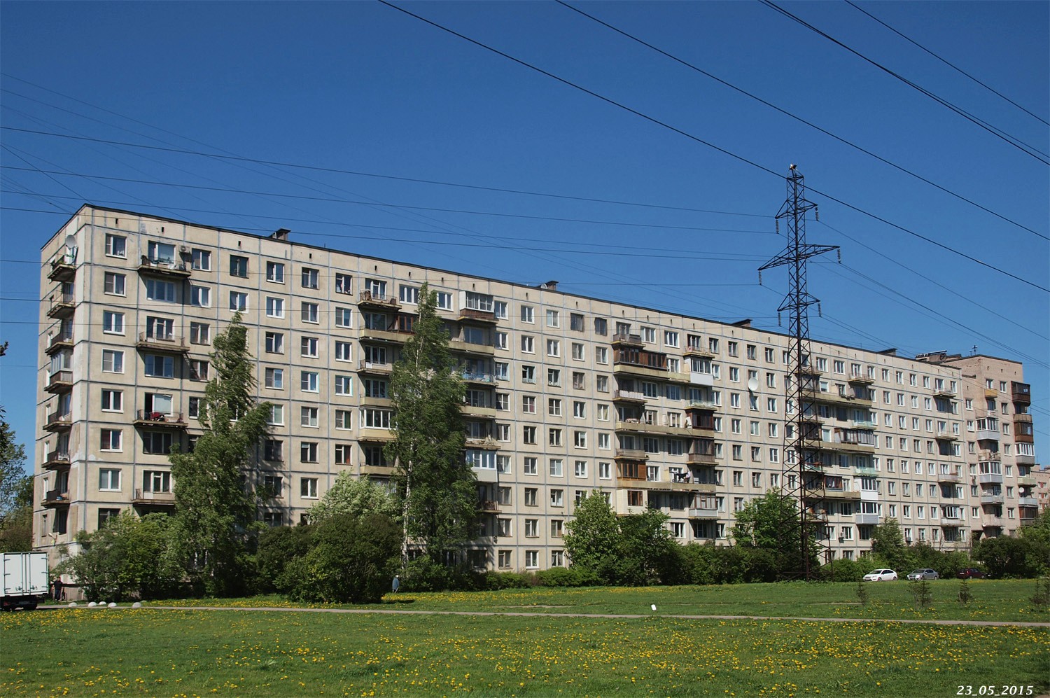 Санкт-Петербург, Улица Вавиловых, 8 корп. 1 (подъезды 6-9)