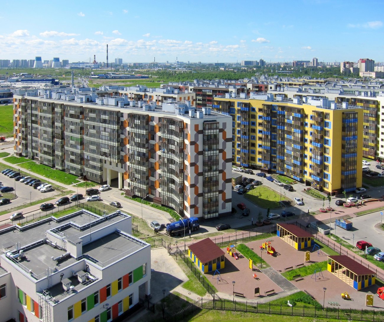 Кудрово, Центральная улица, 54 корп. 2; Центральная улица, 52 корп. 3