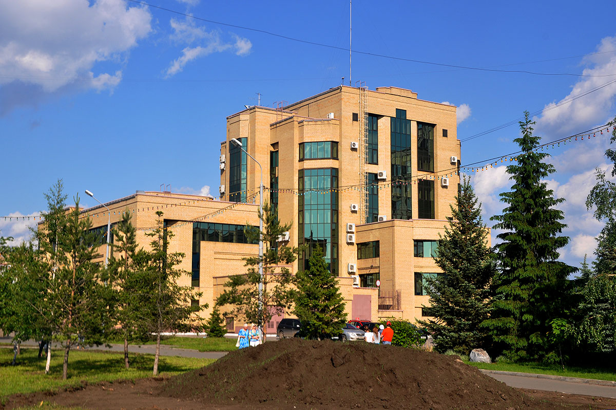 Омск, Улица Красный Путь, 111 / Городок Водников